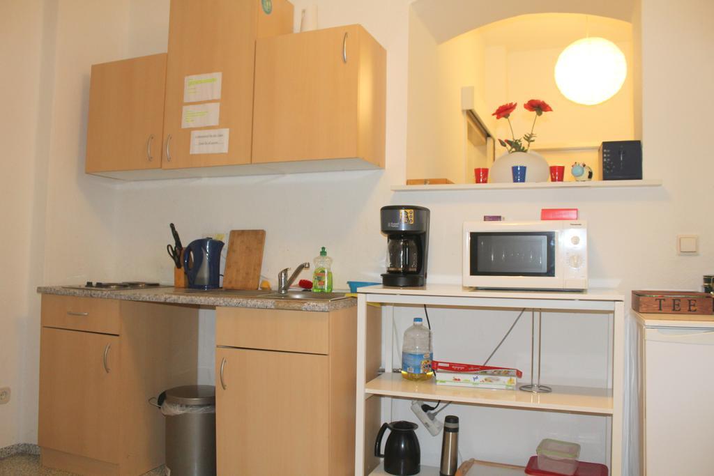 Pension Central Hostel Berlin Exterior photo